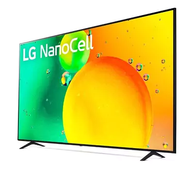 TV 4K LG NanoCell 75SQA com bordas finas e pretas, dois pés de apoio e proteção de tela amarela